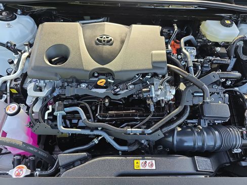 Used 2026 Toyota Camry XLE w/ Premium Plus Package FWD image 29
