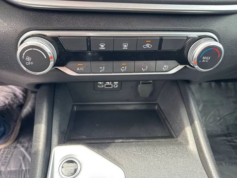 Used 2022 Nissan Altima 2.5 SV image 18