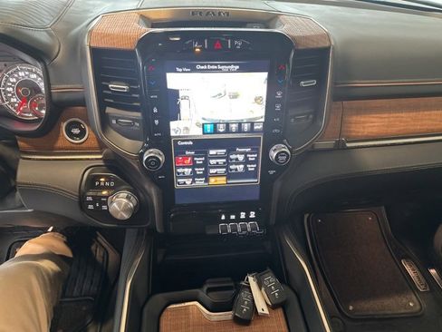Used 2021 RAM 1500 Limited image 12