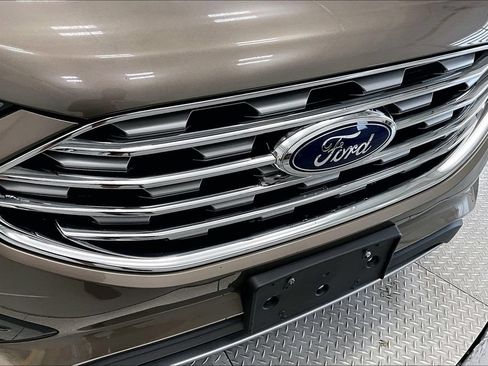 Used 2019 Ford Edge SEL w/ Equipment Group 201A AWD/4WD image 28