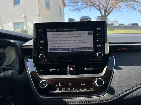 Used 2020 Toyota Corolla SE image 15