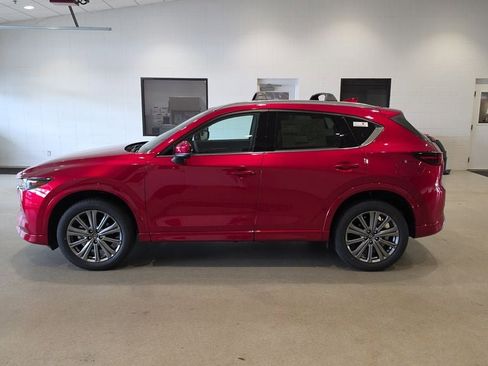 New 2025 MAZDA CX-5 Signature image 1