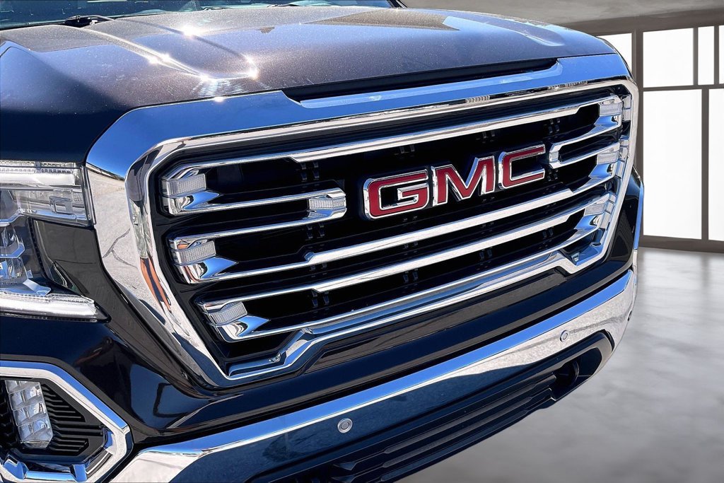 Used 2019 GMC Sierra 1500 SLT w/ SLT Premium Plus Package AWD/4WD image 34