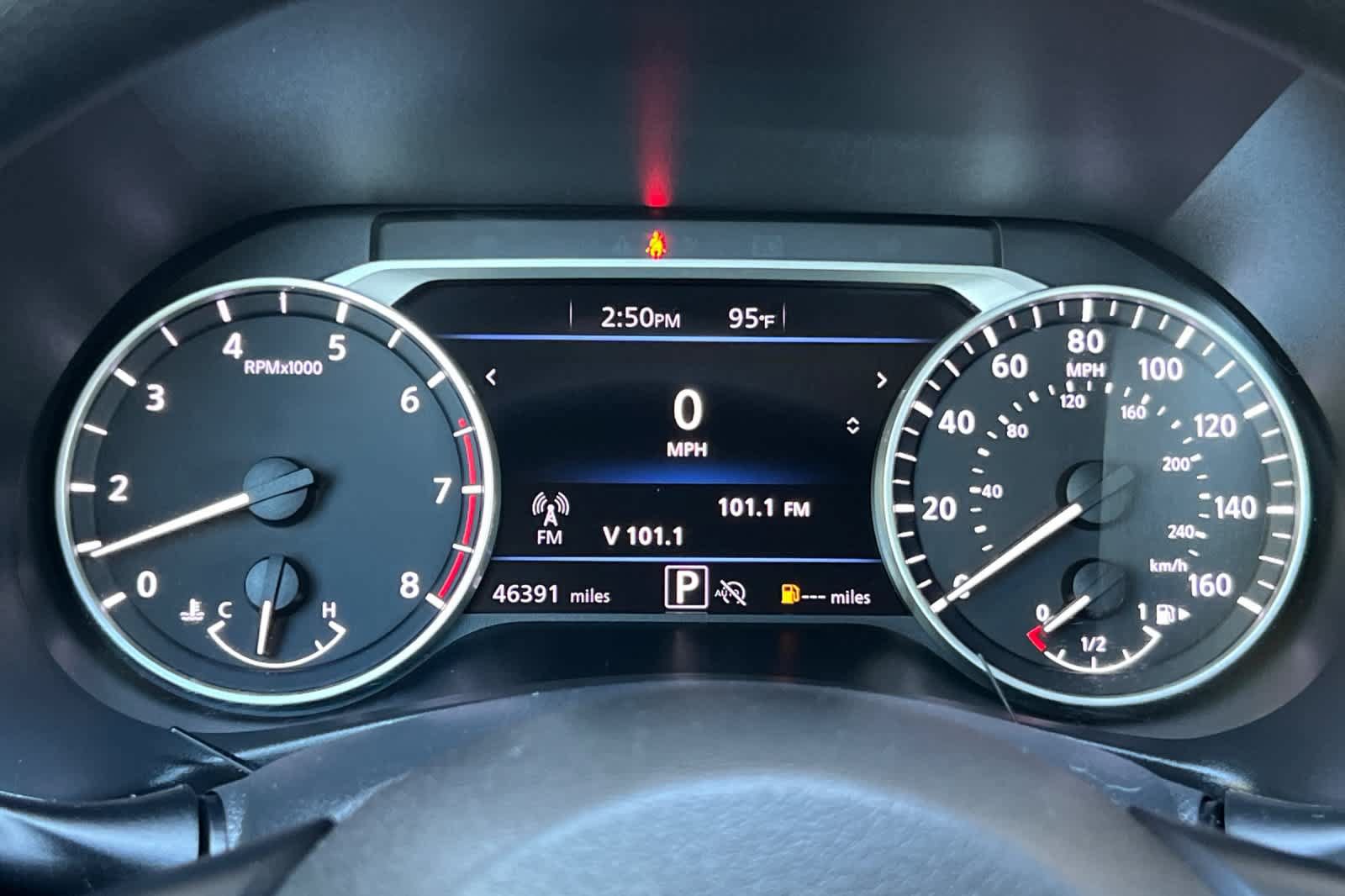 Used 2025 Nissan Sentra SV FWD image 26