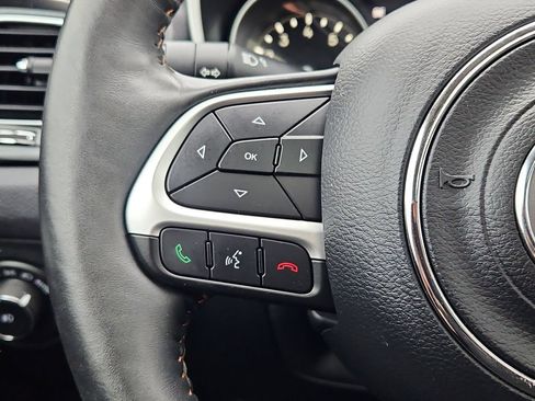 Used 2017 Jeep Compass Limited w/ Navigation Group AWD/4WD image 27