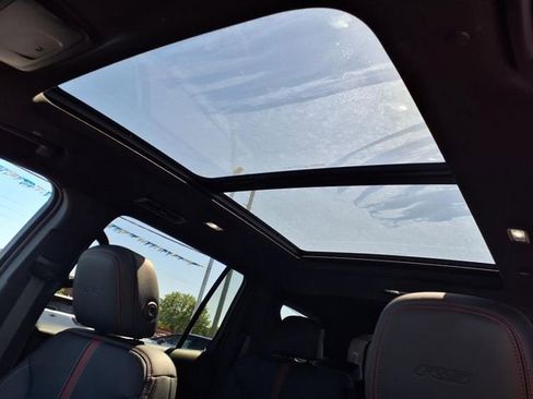 Used 2024 Chevrolet Traverse RS w/ LPO, Floor Liner Package image 9