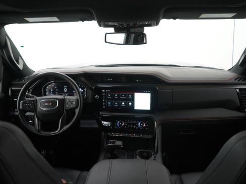 Used 2025 GMC Sierra 1500 AT4 w/ AT4 Preferred Package image 12