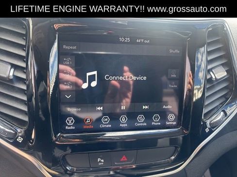 Used 2020 Jeep Cherokee Limited AWD/4WD image 15