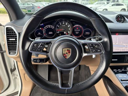 Used 2019 Porsche Cayenne AWD/4WD image 22