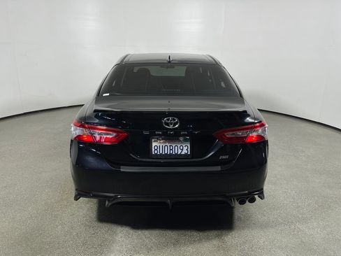 Certified 2020 Toyota Camry SE FWD image 4