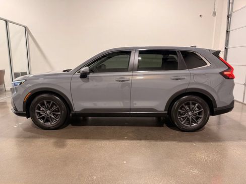 Used 2026 Honda CR-V EX-L image 8