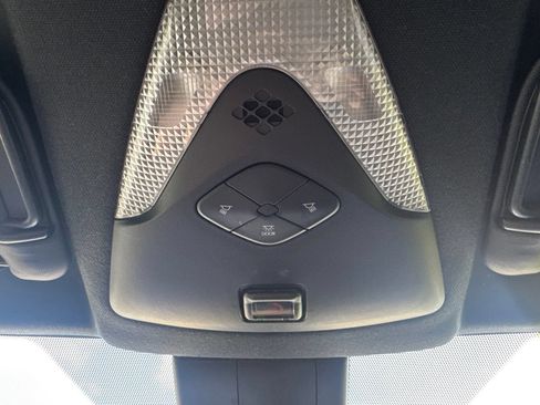 Used 2021 Toyota C-HR XLE FWD image 28