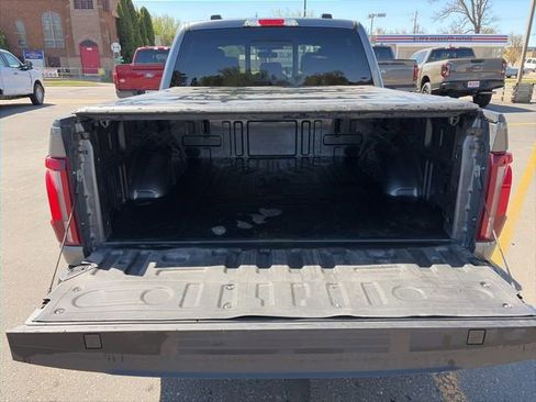 Used 2024 Ford F150 Lariat w/ FX4 Off-Road Package AWD/4WD image 6