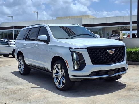 Used 2026 Cadillac Escalade Sport w/ Touring Package AWD/4WD image 7