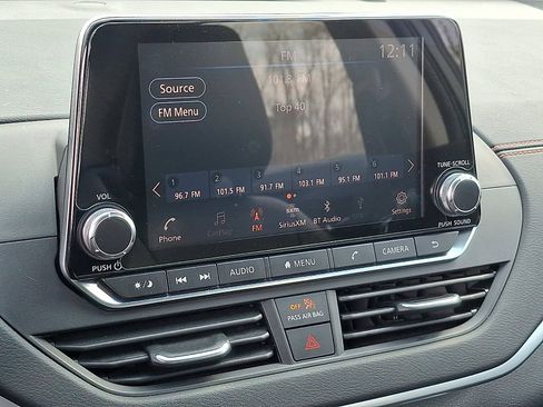 Used 2019 Nissan Altima 2.5 SR image 16