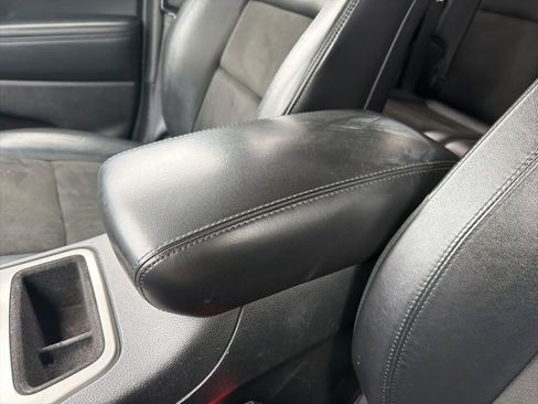 Used 2021 Jeep Grand Cherokee Laredo X AWD/4WD image 16