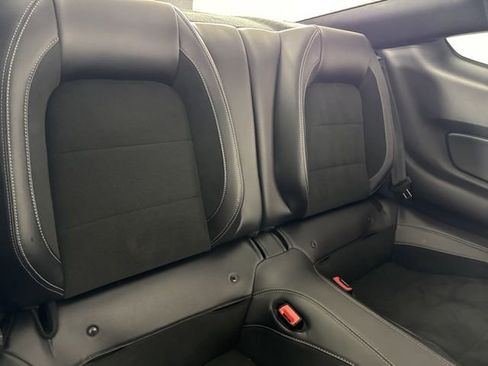 Used 2018 Ford Mustang Shelby GT350 w/ Convenience Package image 19