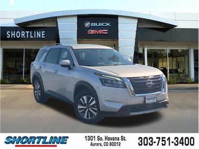 Used 2025 Nissan Pathfinder SL