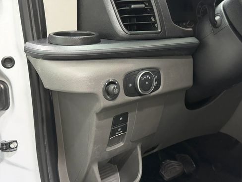 Used 2023 Ford Transit 350 XLT RWD image 28