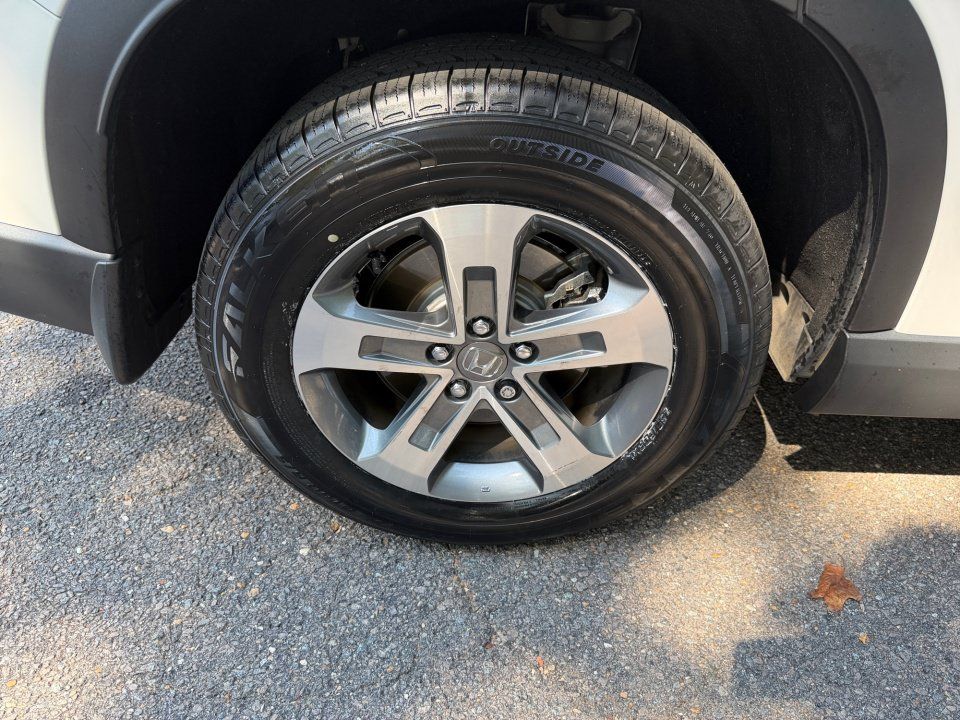 Certified 2023 Honda Pilot EX-L image 27