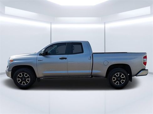 Used 2014 Toyota Tundra SR5 image 6