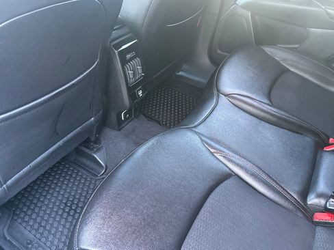 Used 2025 Jeep Compass Trailhawk AWD/4WD image 13