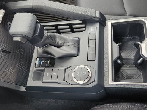 Used 2025 Toyota Tacoma SR5 image 24