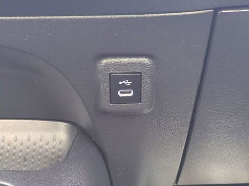 Used 2025 Toyota Corolla LE FWD image 20
