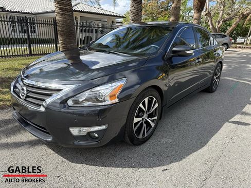 Used 2015 Nissan Altima 3.5 SL image 5