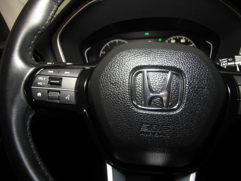 Certified 2023 Honda Pilot EX-L image 5