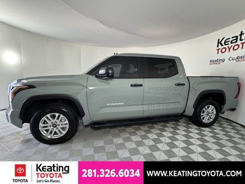 Used 2025 Toyota Tundra SR5 RWD image 8