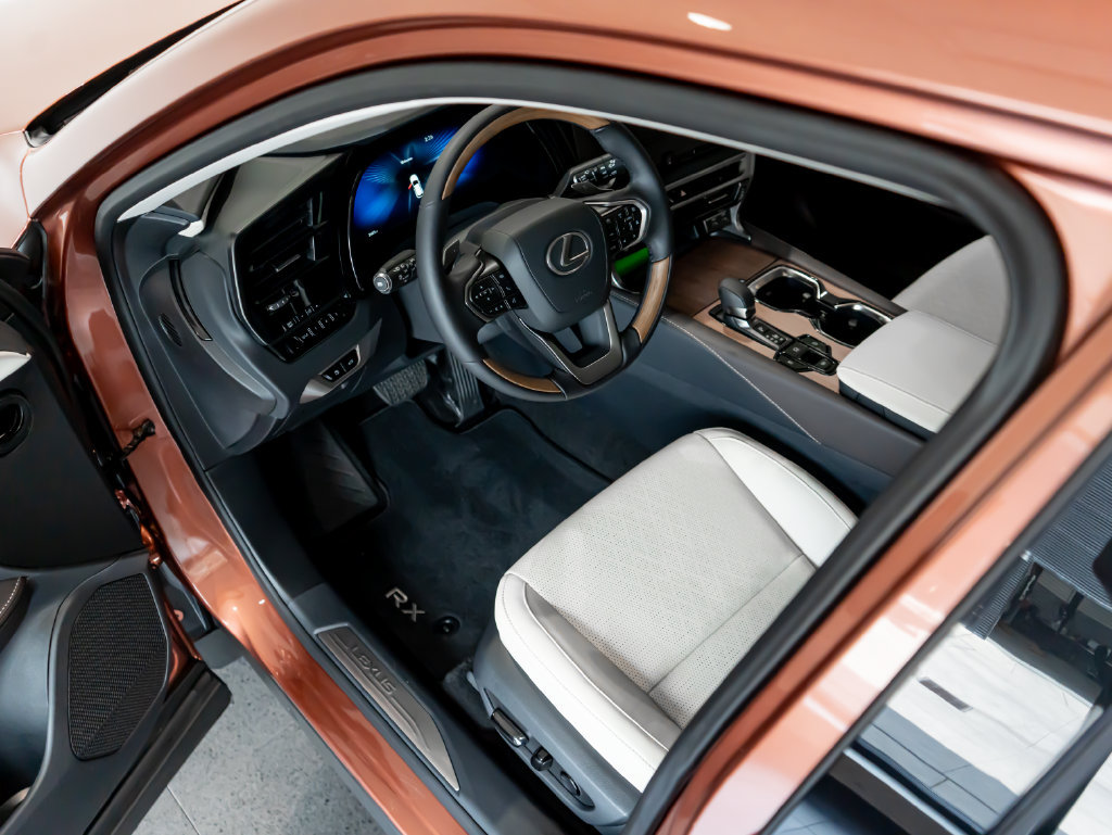 Used 2026 Lexus RX 350 FWD image 5