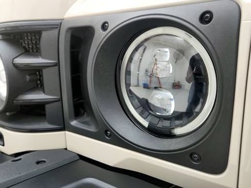 Used 2025 INEOS Grenadier AWD/4WD image 26