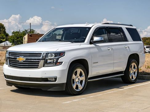Used 2020 Chevrolet Tahoe Premier AWD/4WD image 6