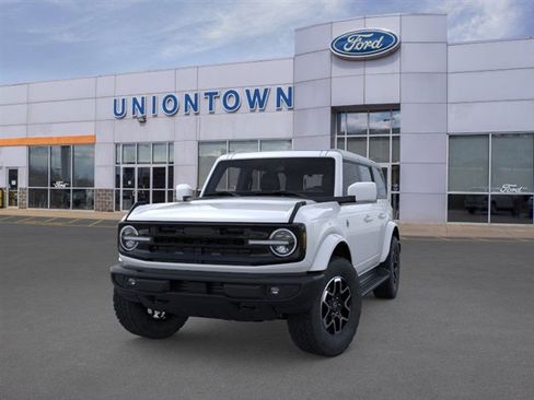 New 2025 Ford Bronco Outer Banks image 2