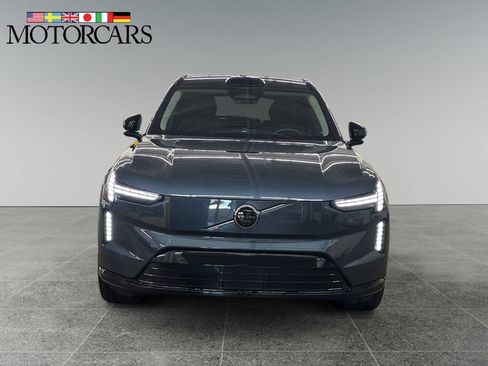 Certified 2025 Volvo EX90 Ultra AWD/4WD image 8