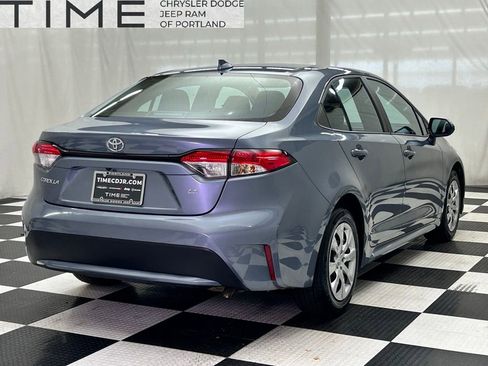 Used 2022 Toyota Corolla LE image 8