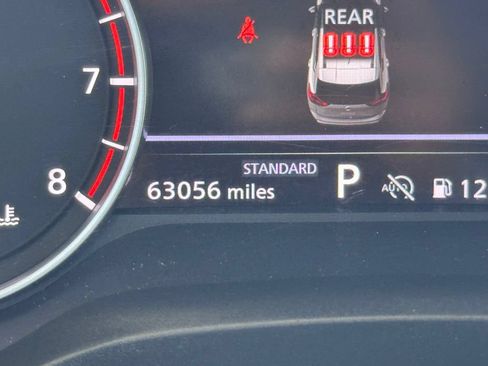 Used 2024 Nissan Rogue SV FWD image 4