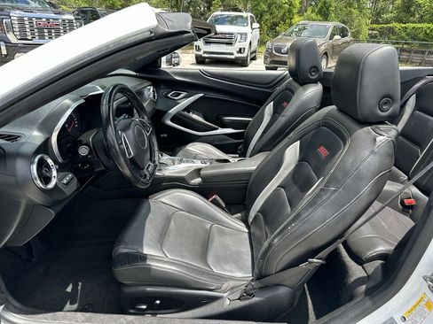 Used 2019 Chevrolet Camaro SS RWD image 20
