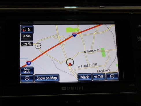 Used 2014 Toyota Avalon Limited FWD image 32