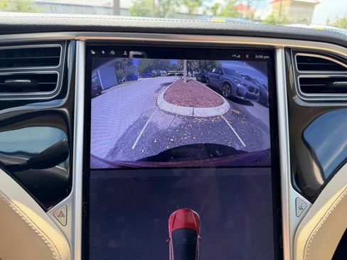Used 2014 Tesla Model S RWD image 26