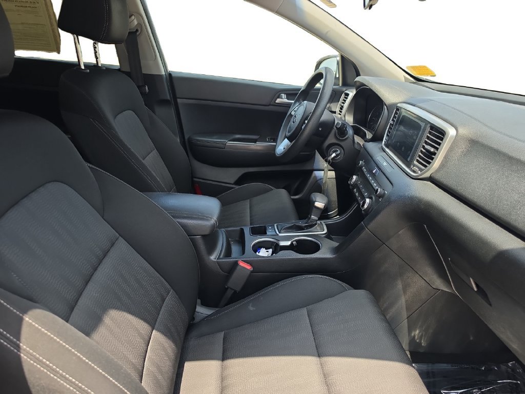 Used 2021 Kia Sportage LX FWD image 15