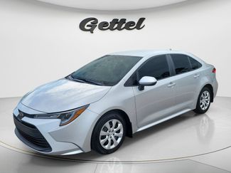 Certified 2025 Toyota Corolla LE FWD video 1