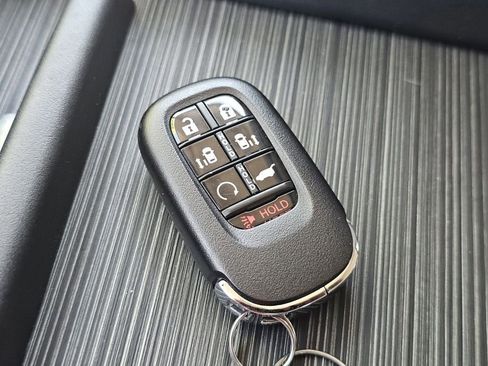 Used 2026 Honda Odyssey Touring image 35