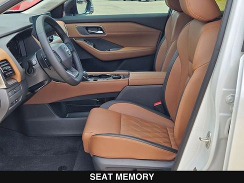 New 2026 Nissan Rogue Platinum AWD/4WD image 11