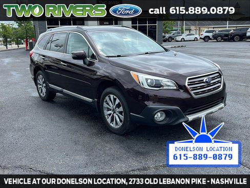 Used 2017 Subaru Outback 2.5i Touring AWD/4WD image 2
