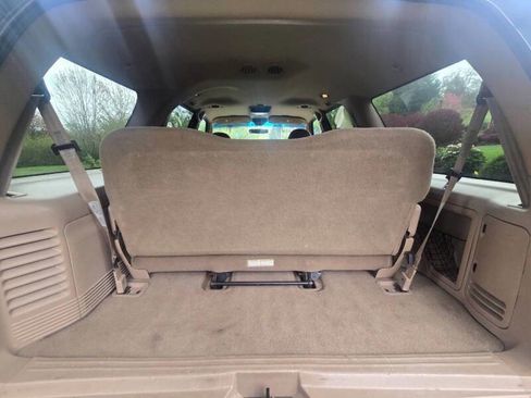 Used 1998 Ford Expedition XLT AWD/4WD image 18