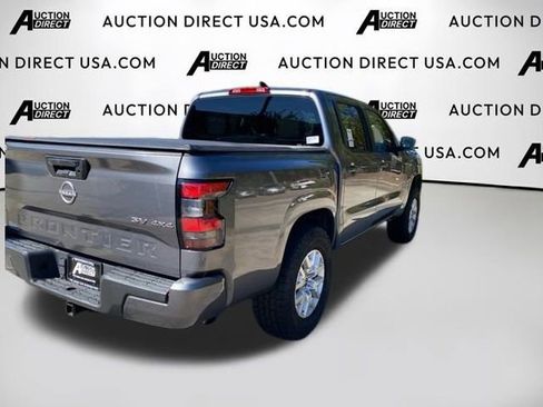 Used 2022 Nissan Frontier SV image 14