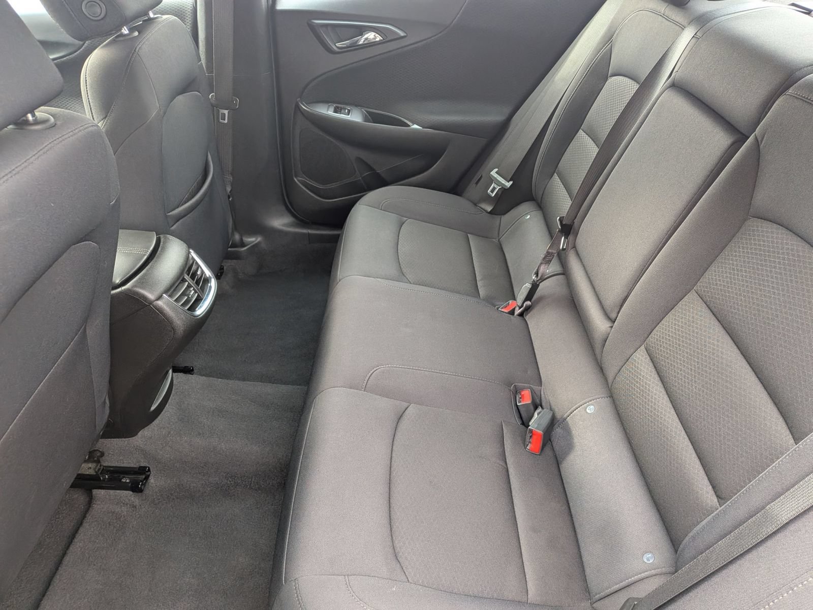 Used 2023 Chevrolet Malibu LT FWD image 31