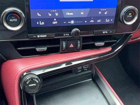 Used 2024 Lexus NX 250 250 Premium NAV,CAM,SUNROOF,CL image 28